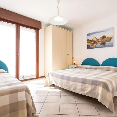 - Ammiraglia Apartman *