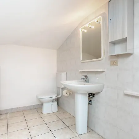 - Ammiraglia Lignano Sabbiadoro