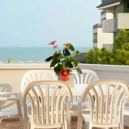 - Ammiraglia Apartman *